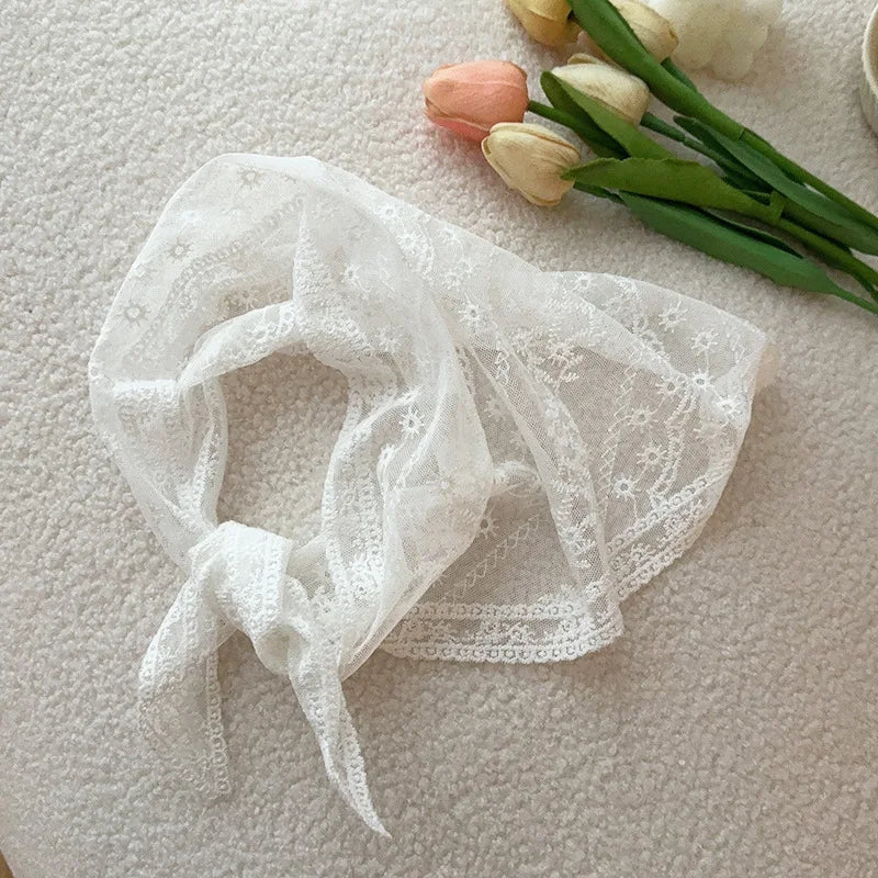 White Woven Floral Lace Hair Scarf Wraps Women Retro Triangle Headscarf Hat Travel Photo Headband Hair Accessories